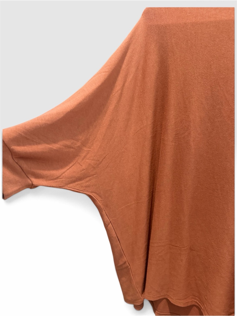 ANDREE BY UNIT Womens Oversized Long Sleeve top - Dolman/Batwing Styled top - Picture 4 of 10